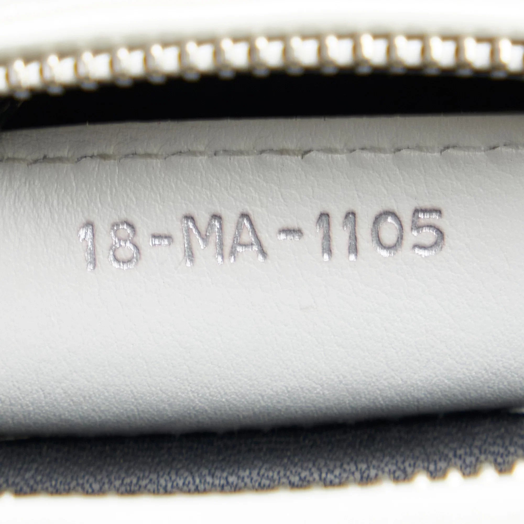 Paradise Medium Lady Unisex White Authenticated Satchel Dior Pre-Owned Lambskin Leather (Good)