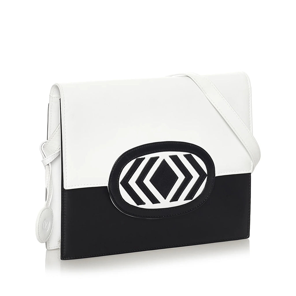 Pre-Owned Crossbody Bag Valentino Calf Authenticated White Leather Women (Good)