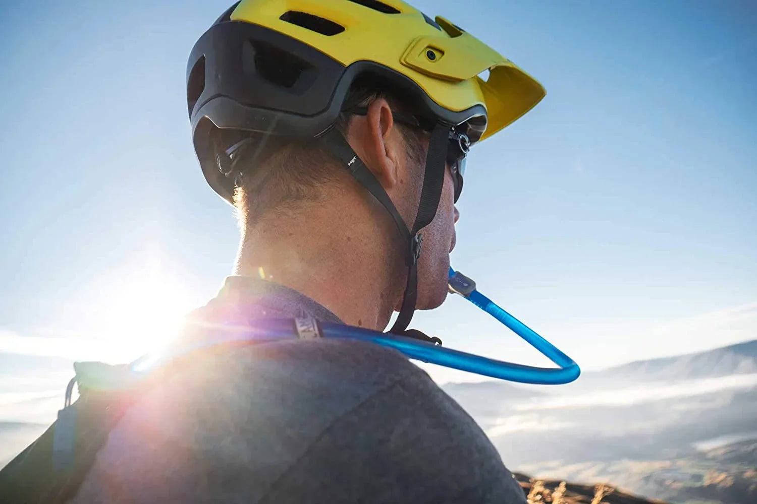 Bladder, Crux Ounces, Leak-Proof 2-Liter Blue , Reservoir Bladder - Water 70 CamelBak Water Hydration