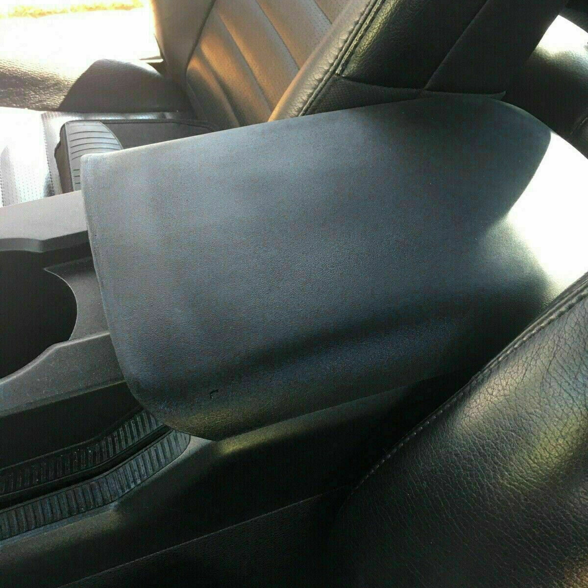 Cover Mustang 2005-2009 Console Ford Lid Center Black 5R3Z6306024AAC For Armrest