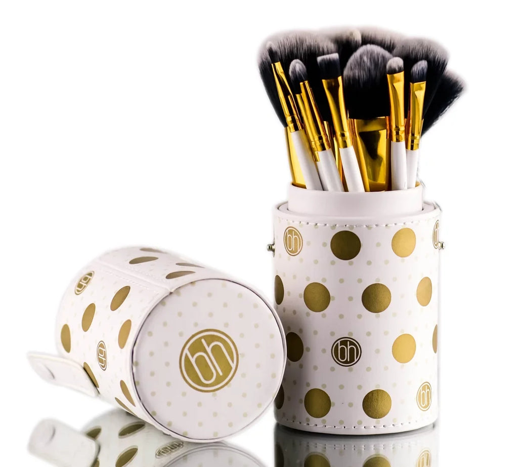 Cosmetics Set Collection : - Brush Dot PC White Color 11 BH