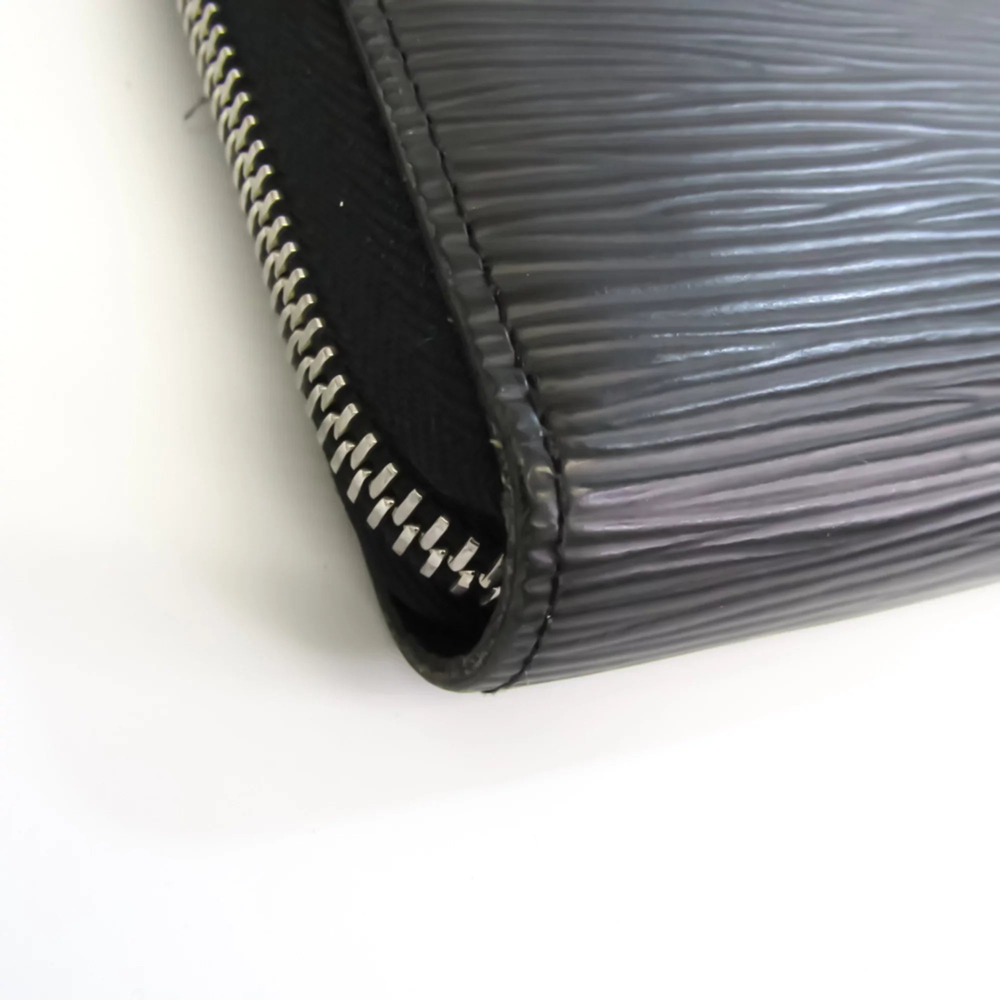M60632 (Good) Long Men's Noir Wallet (bi-fold) Epi Organizer Pre-Owned Louis Leather Vuitton Epi Zippy