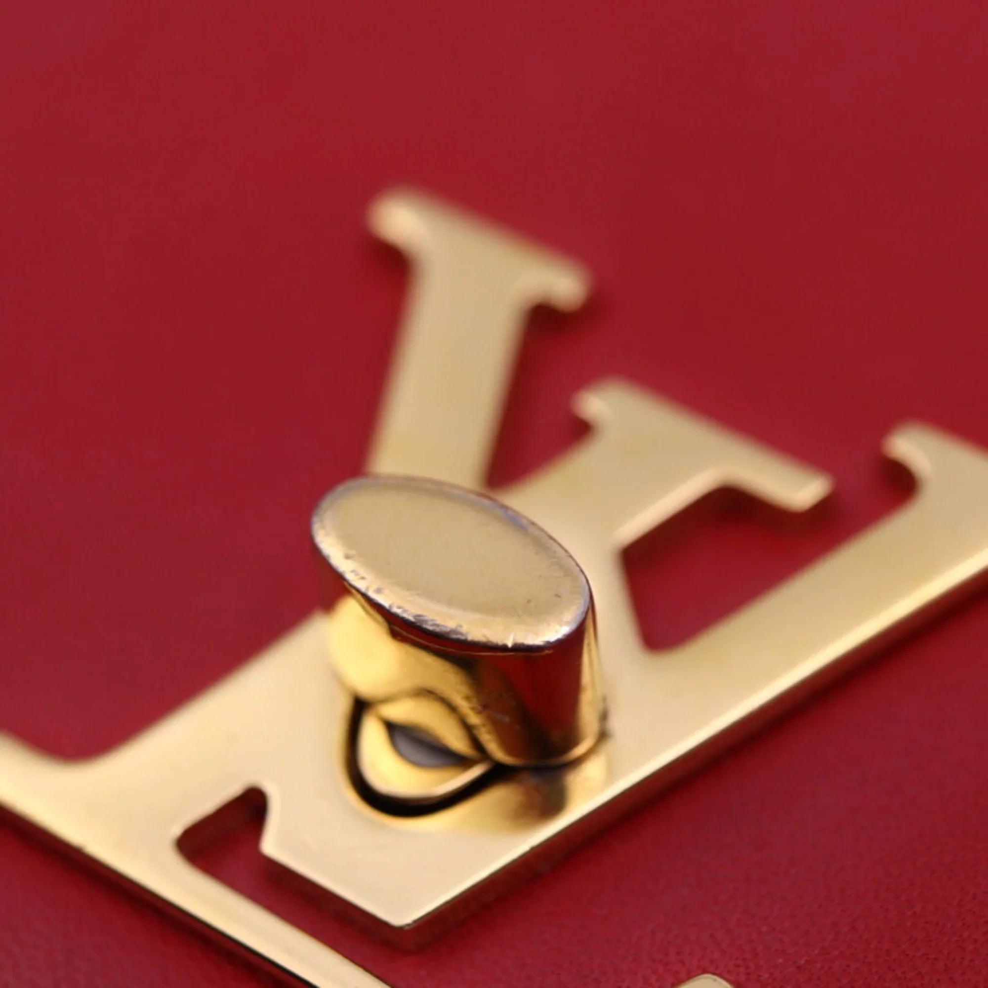 M54501 red bag shoulder leather gold Louis hardware VUITTON pink LOUIS Vuitton love Pre-Owned chain (Good) note