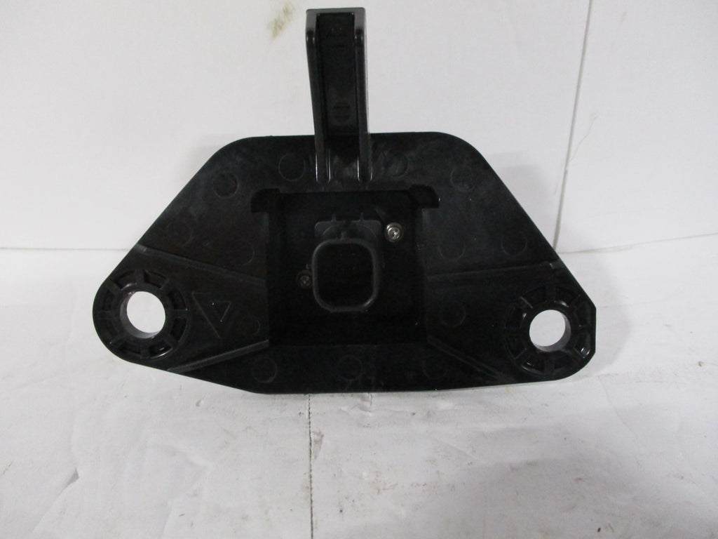 Rear OEM Liftgate 13 View 10 12 Backup 09 11 Camera Toyota Highlander Pre-Owned (Good) Mounted