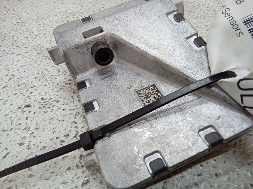 Toyota OEM Lane Camry Pre-Owned Front (Good) 2019 8646C-06060 Departure Camera