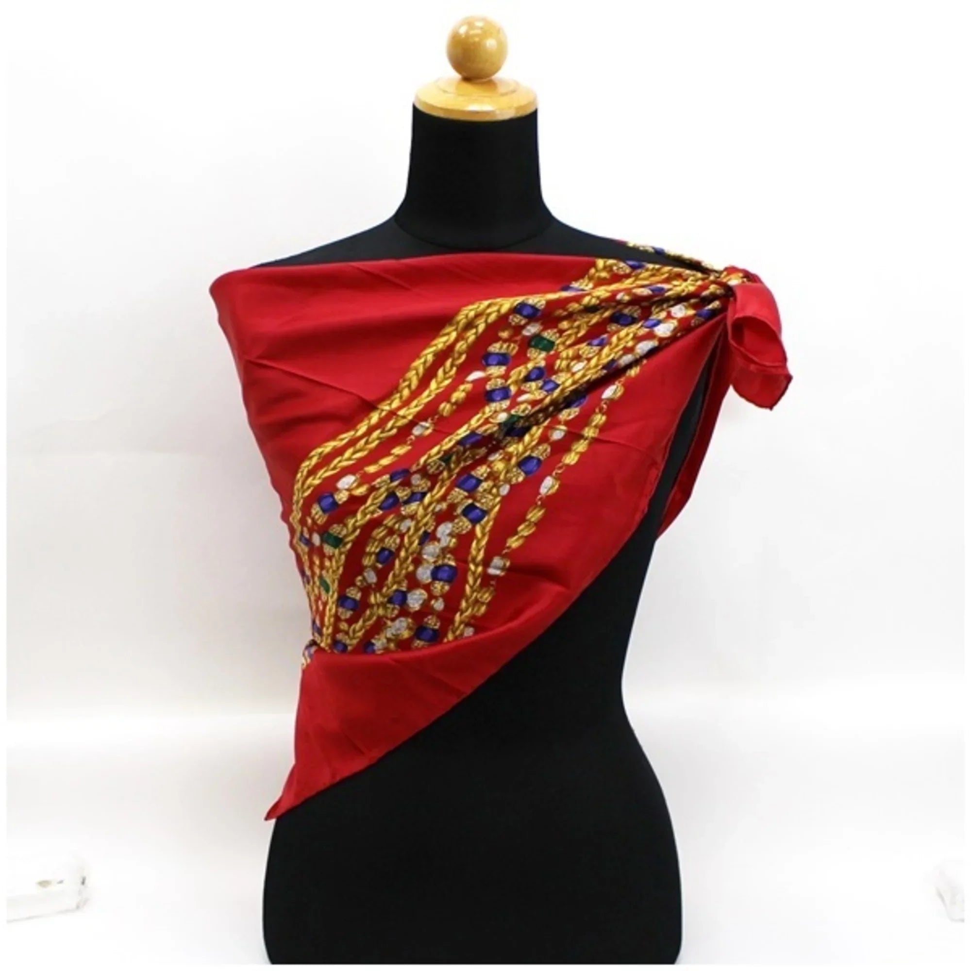 rank muffler pattern CHANEL Chanel B Pre-Owned silk scarf red (Fair) ladies