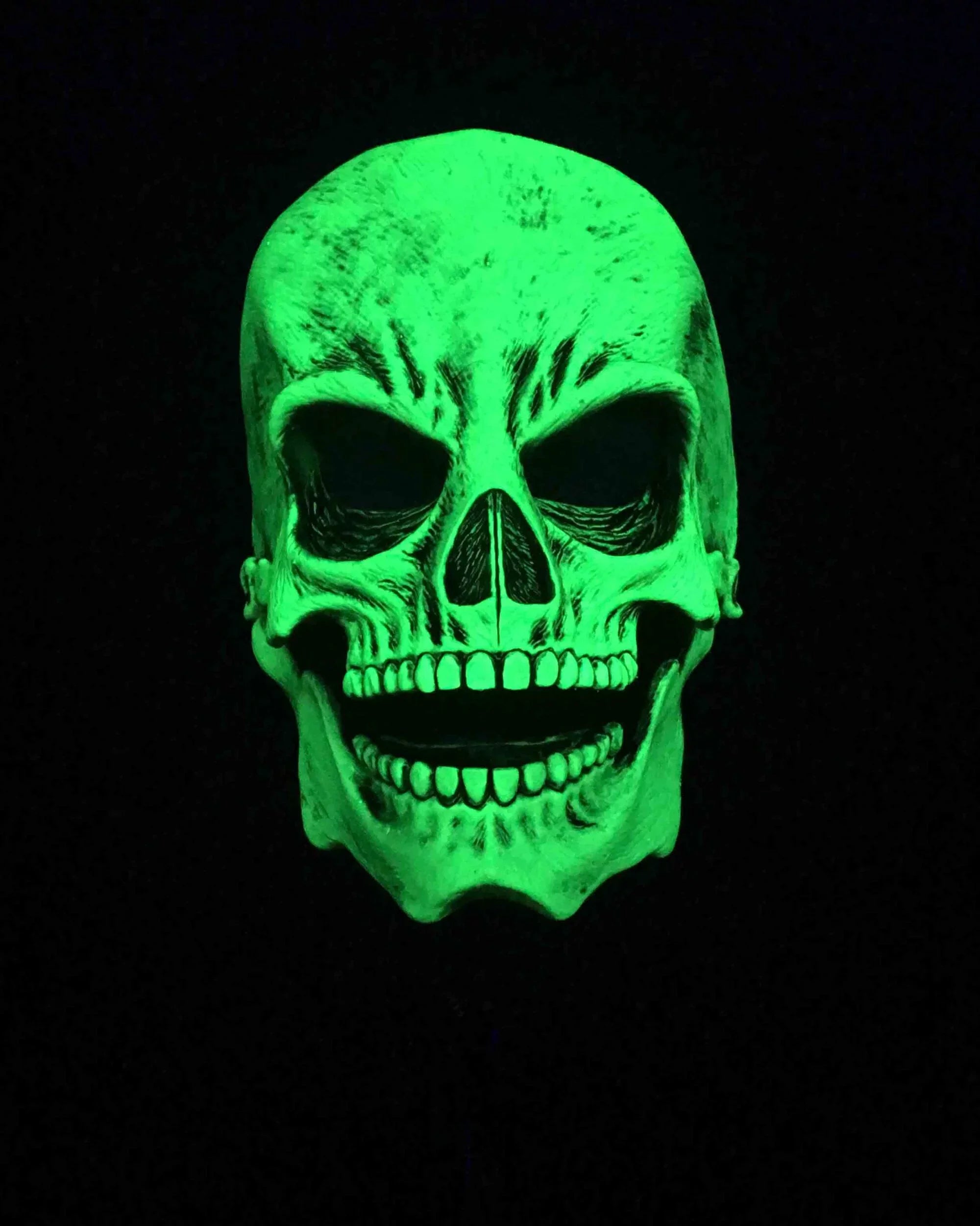 Uv Sock Skull Mask Green