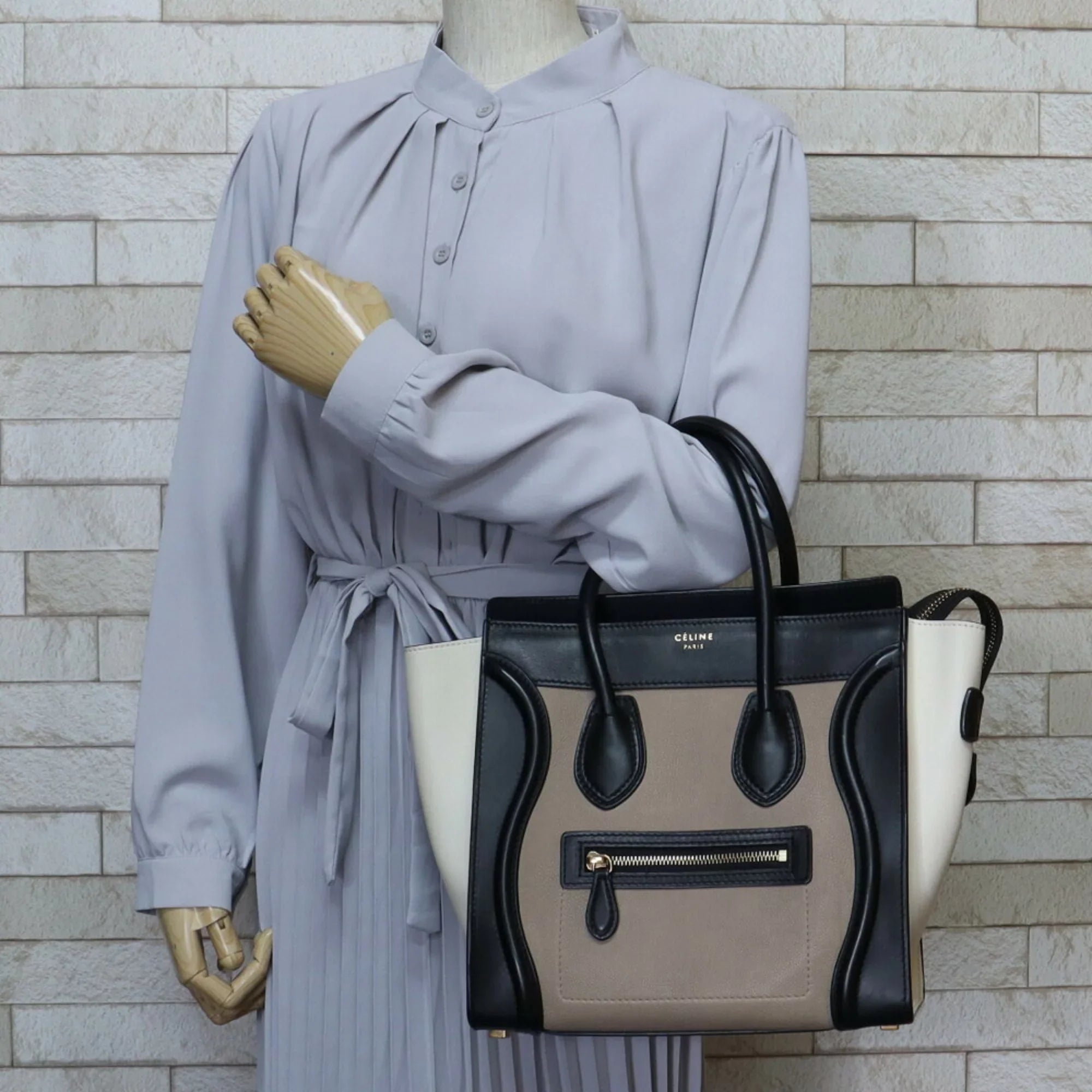 Micro Leather Luggage Beige Ladies Pre-Owned Shopper Handbag Celine (Good)