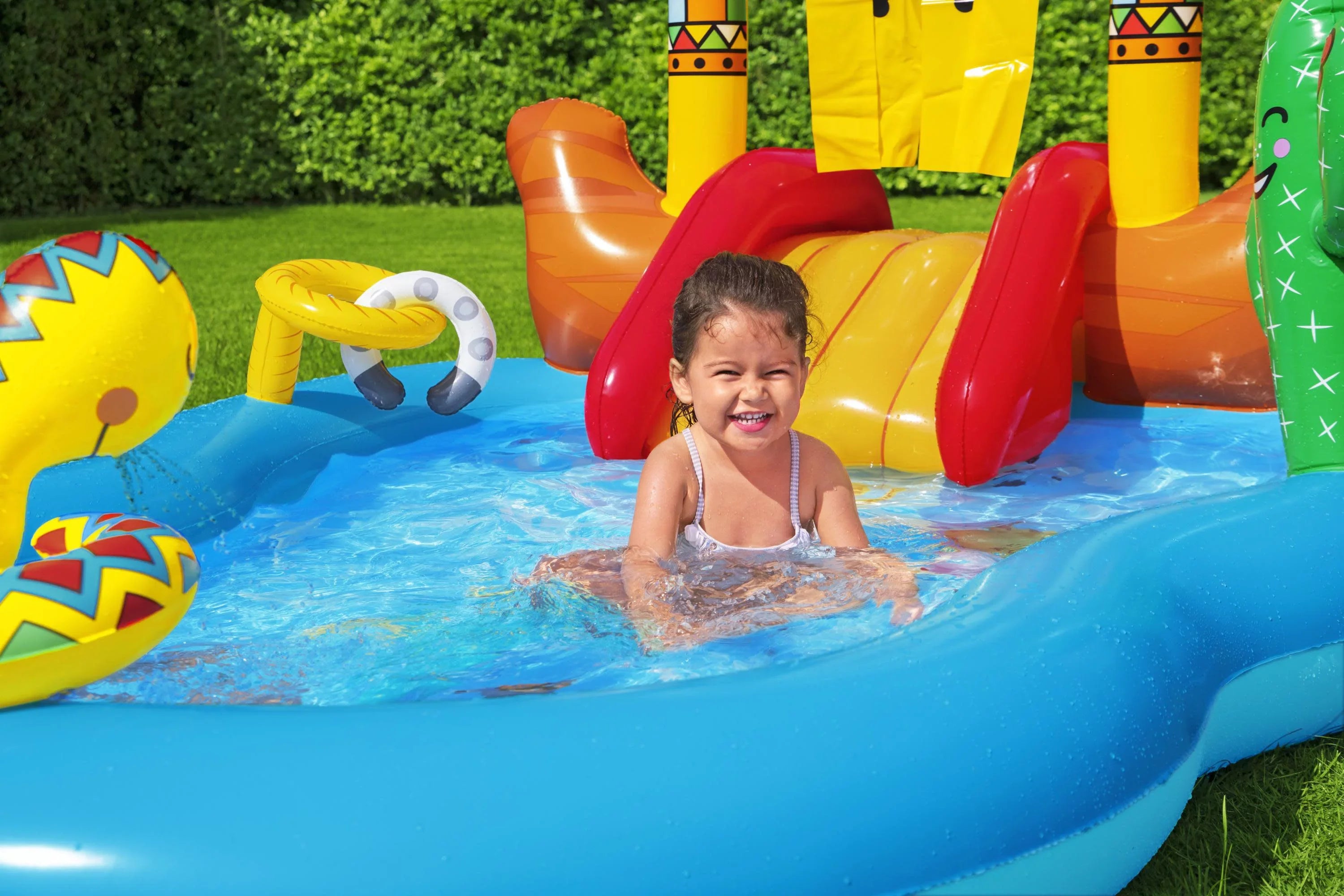 Play Wild Kids Center West Water H2OGO! Inflatable Wide 8'