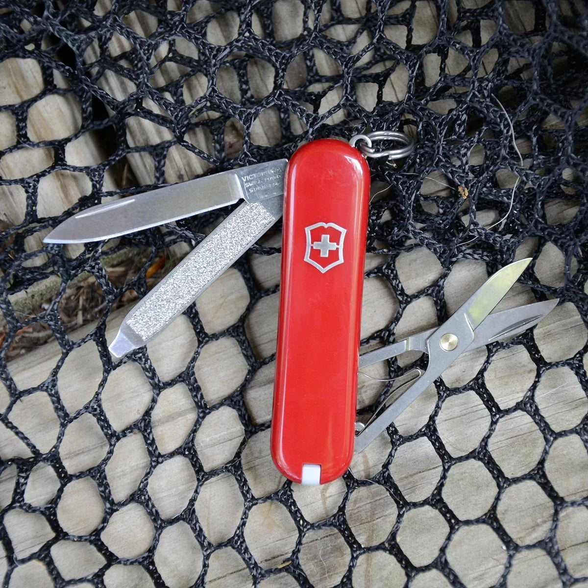 Knife, Red Classic Army Swiss SD Victorinox Pocket