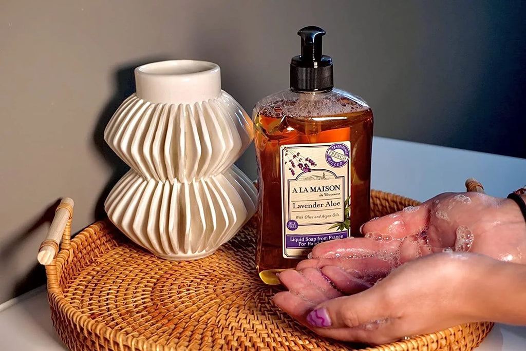 Triple Natural Liquid oz Soap 16.9 Soap Bottle) MAISON Milled French Moisturizing Pack, - Aloe (2 LA A Hand Lavender