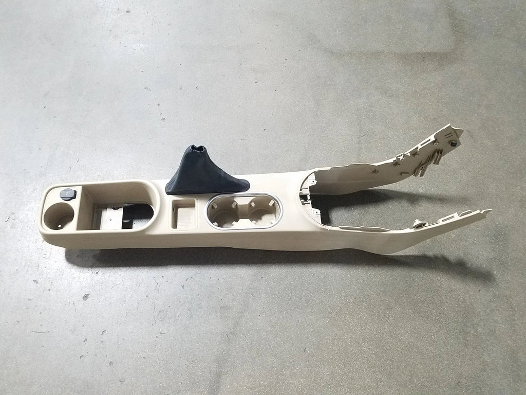 Volkswagen 2018-2019 Beetle Pre-Owned Console LKQ Center OEM Floor (Good)