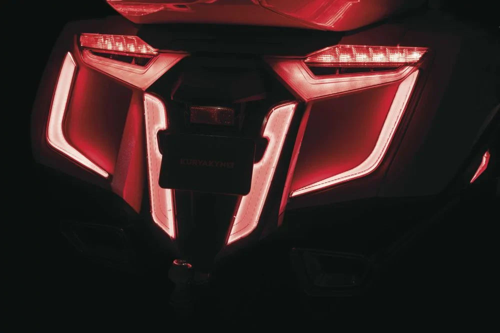 Honda Omni Gold for LED Fender Wing, Black Rear Cover Kuryakyn 2018-2021