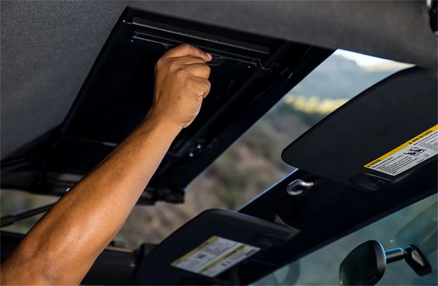Cover Style Top Wrangler 990235 Diamond Trailview Rear 2007-2018 For by Black Tonneau Rampage RealTruck Jeep Soft With 2 Door,