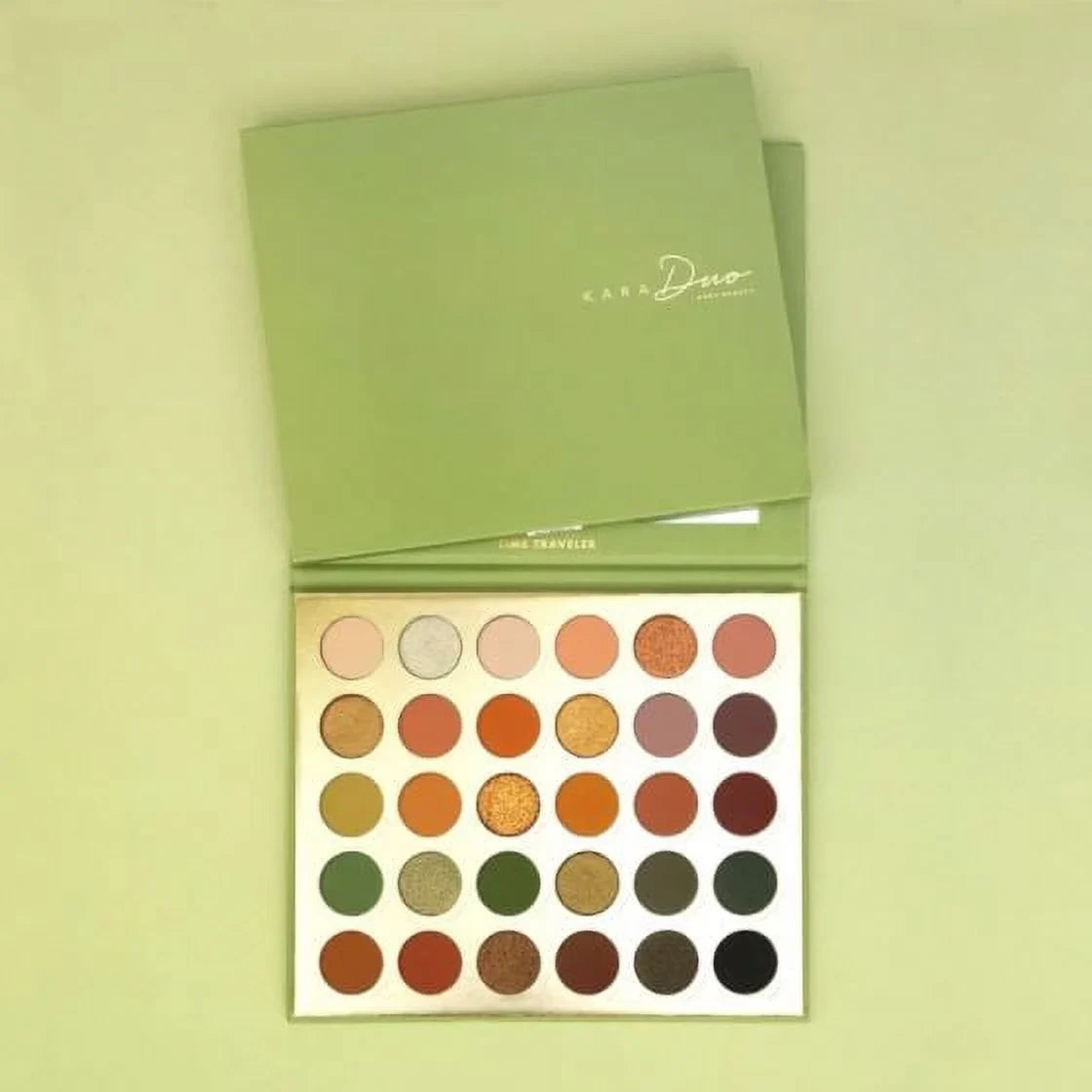 * * Beauty TALK Palette BEAUTY Shadow LA TRAVELER] Kara [TIME