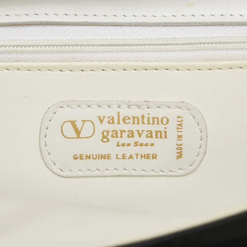 Pre-Owned Crossbody Bag Valentino Calf Authenticated White Leather Women (Good)