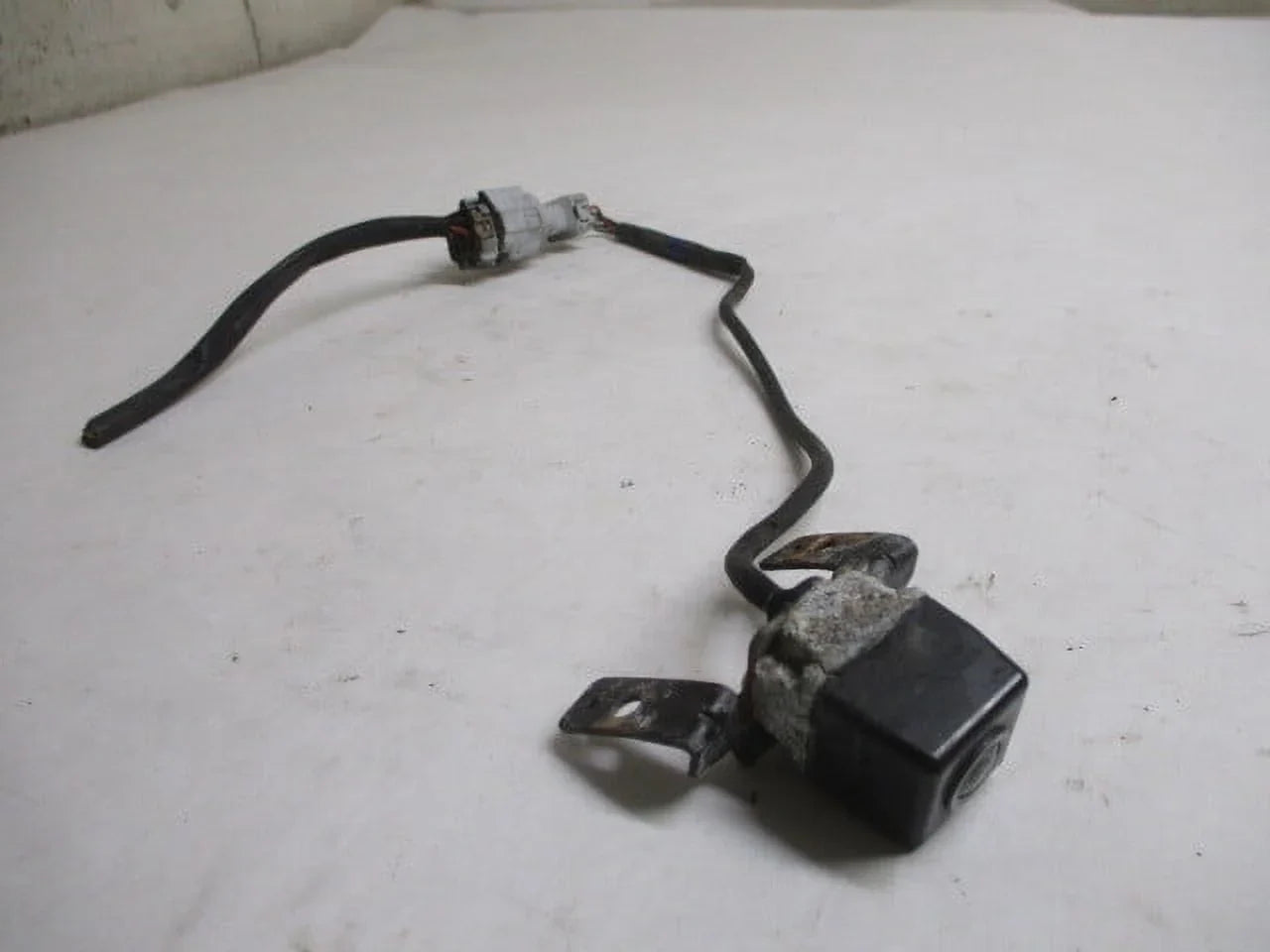 Back (Good) LKQ Camera Up Pre-Owned Hyundai OEM View Rear Sonata